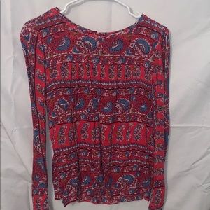 Detailed red and blue LOFT blouse long sleeve